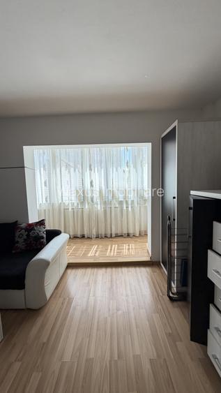 Apartament 2 camere, decomandat, dublă orientare, etaj 1, zona Nord - 2
