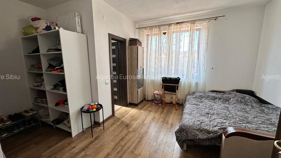Casa tip vila constructie noua in Sacel, Sibiu teren 866 mp mobilata si utilata - 10