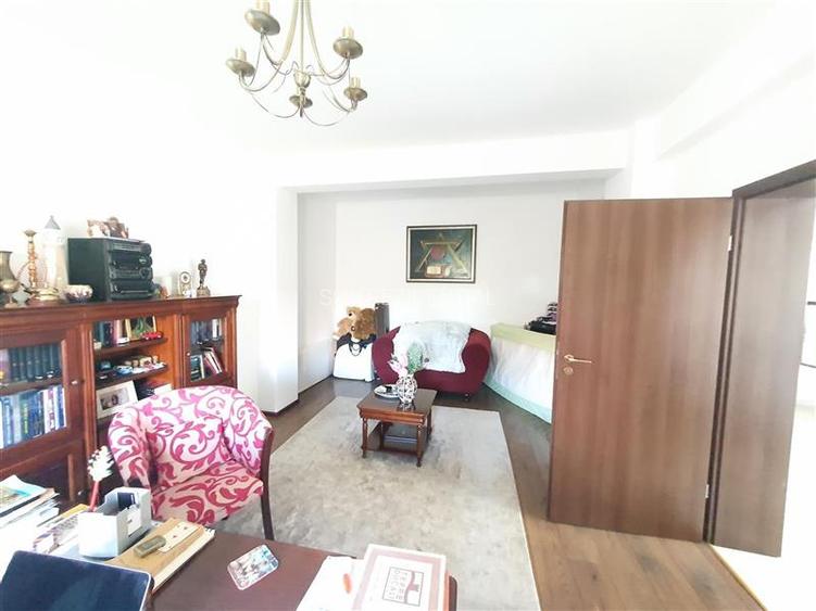 Vila la cheie, cocheta, mobilata-utilata, gradina amenajata - 17