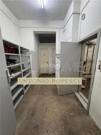 Spatiu comercial la parter de bloc, in Ploiesti, zona Bd. Bucuresti - 12