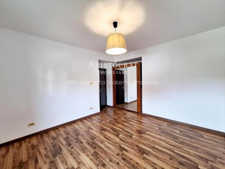 Inchirieri vila 7 camere - 11