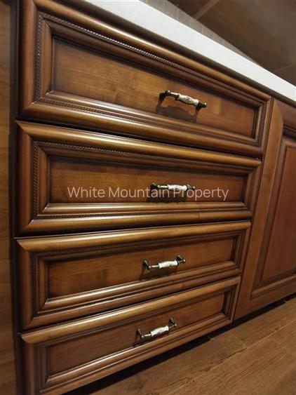 Ion Mihalache, vila 9 camere cu piscina interioara, de vanzare, comision 0% - 9