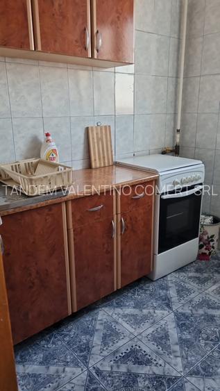 Titan , Str Ghita Serban , 5 minute metrou - 2