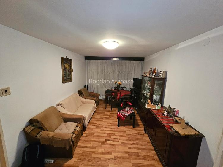 Apartament spațios cu 3 camere de vânzare - ideal pentru familie - 2