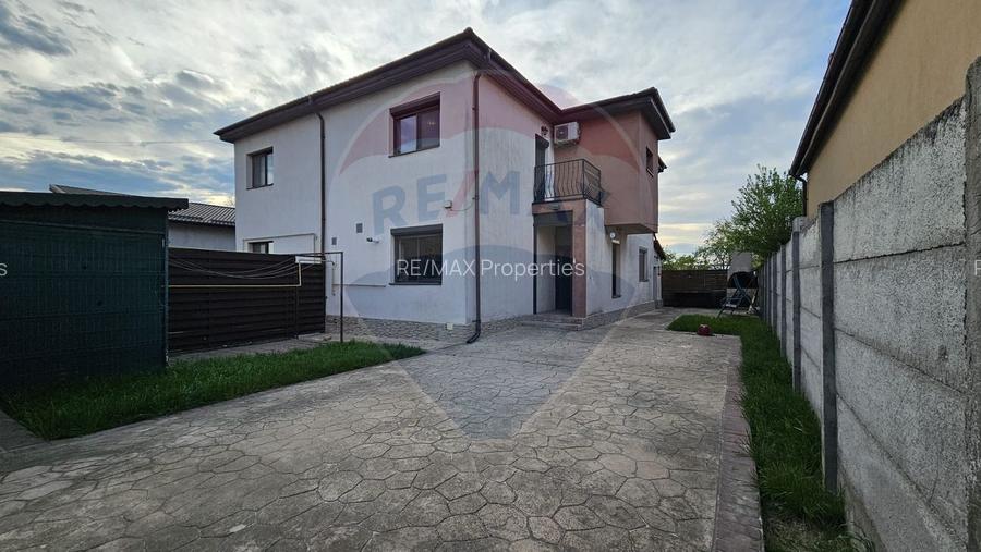 Casă / Vilă cu 4 camere de vânzare Dragomirești-Vale, curte proprie - 12