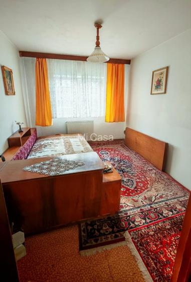 Apartament 3 camere zona Tractorul - 4