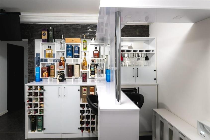 Copou - 3 Camere Decomandat - Etaj 2 - Bloc 2012 - 13