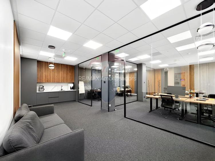 Spațiu comercial ultramodern P+4, Piața Victoriei - 3