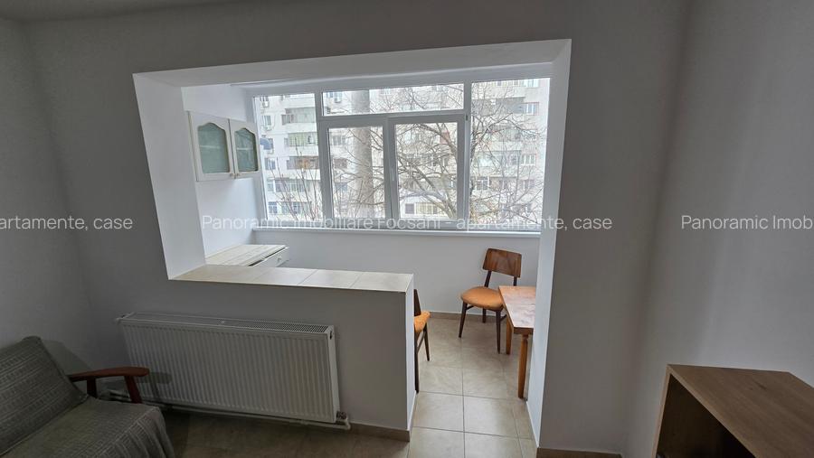 Apartament de vanzare  2 camere, central Focsani - 3