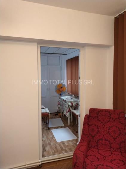 Dacia, B-dul Al. Lapusneanu, stradal - 7