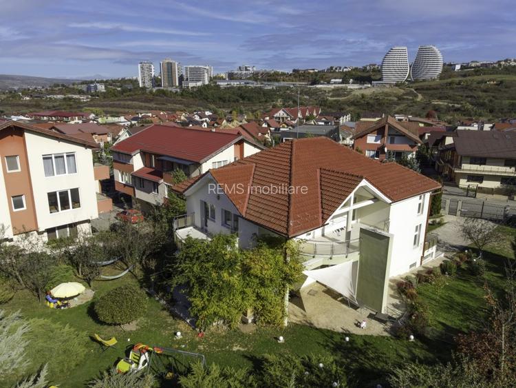 Repozitionare pret - Vila cu teren generos de 2151 mp strada Campului - 8