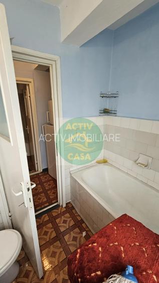 Apartament 3 camere, zona E.Teodoroiu, etaj intermediar - 10