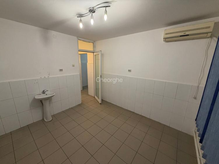 Apartament 4 camere parter - 12