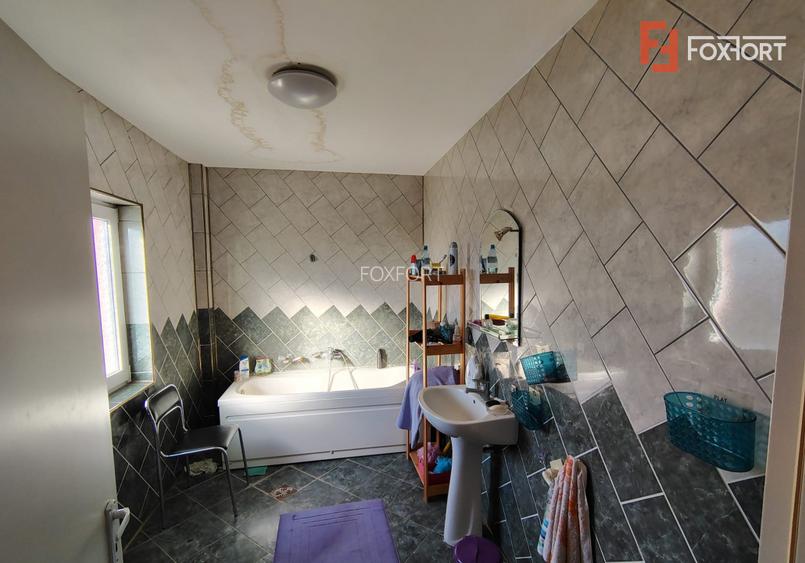 Casa individuala 6 camere, 269 mp utili, teren 635 mp, zona Girocului - 7