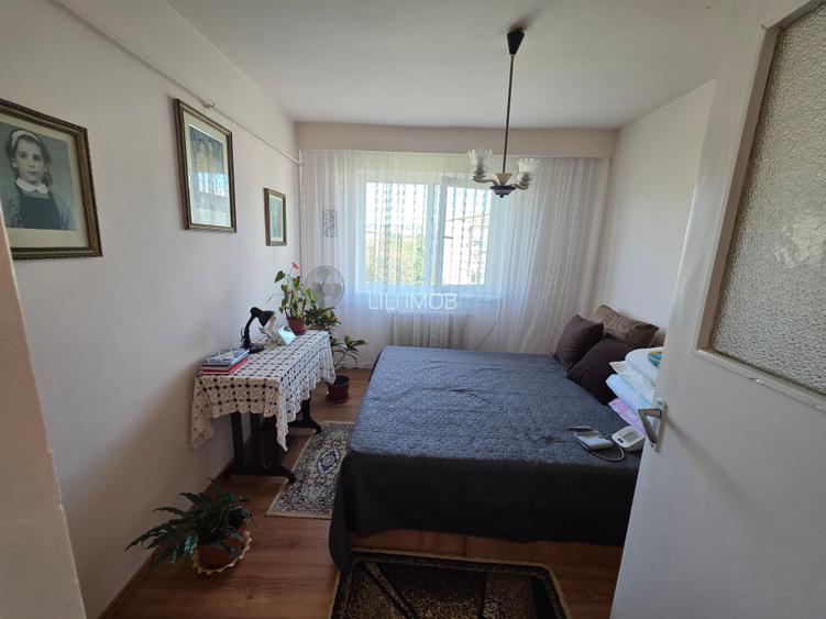 Vand apartament 3 camere Gojdu - 5