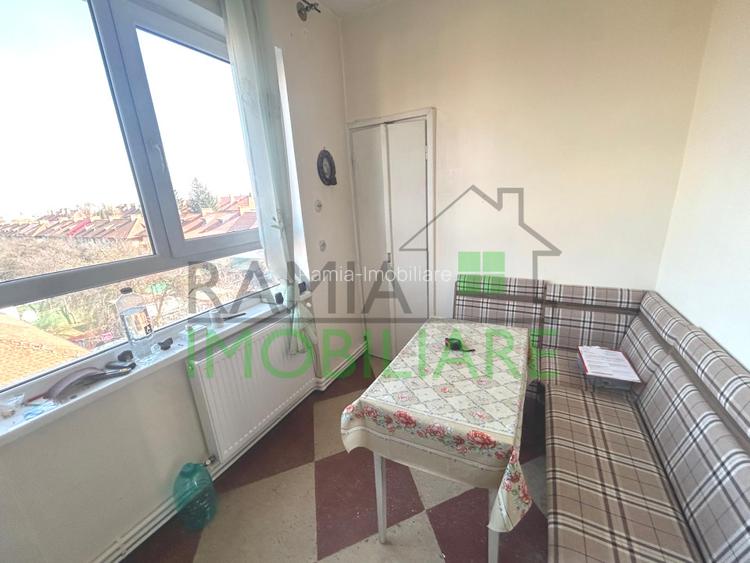 Apartament 2 camere decomandat Tractorul etaj 3 centrala termica noua - 5