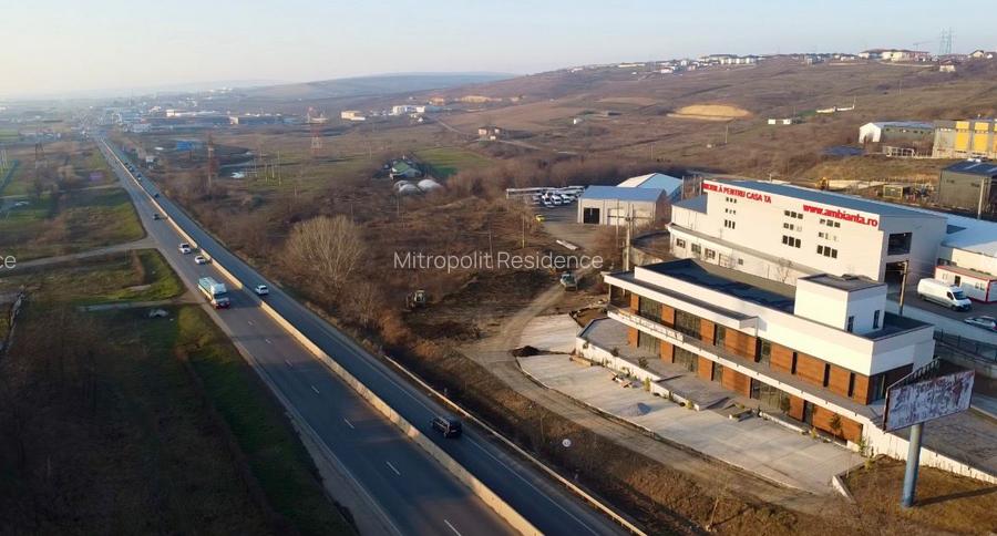 Spațiu comercial modern - peste 20 de locuri de parcări - 2