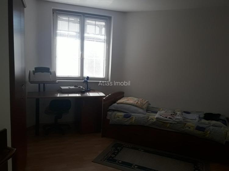 Vila  in regim de inaltime D+P+E+M  intr-o  zona rezidentiala cu 1000 mp.teren - 6