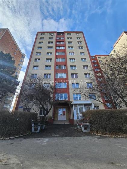 Apartament 3 camere, langa ITC, pe str. Alexandru Vlahuta - 13