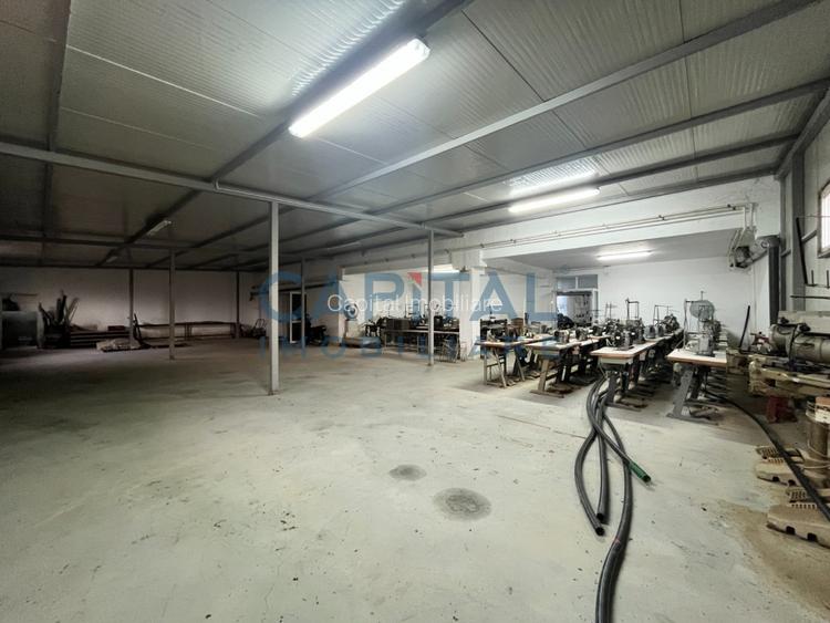 Spatiu locativ sau hala cu suprafata de 1884 mp pe teren de 3883 mp - 5