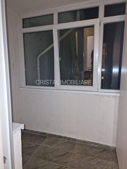 Apartament 2 camere de închiriat Apărătorii Patriei - 8