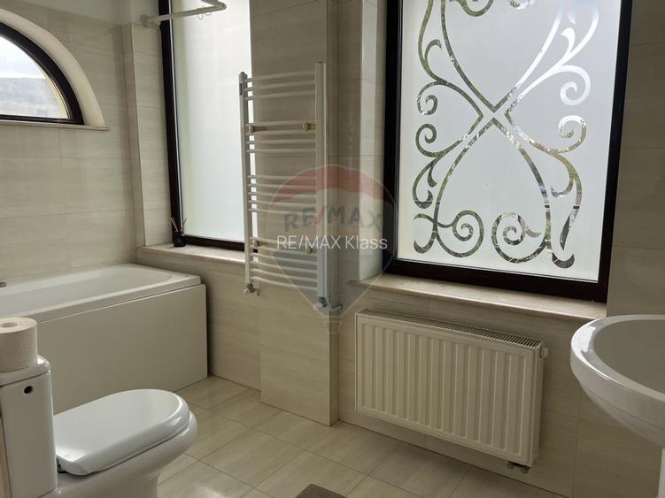 Casă / Vilă cu 5 camere de închiriat în zona Pipera - 21