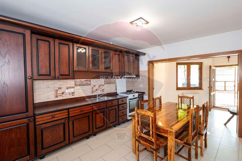 Casa 5 camere + spațiu comercial zona centrala - 4