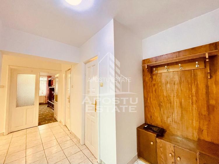 Apartament 2 camere ,zona Micalaca - 4