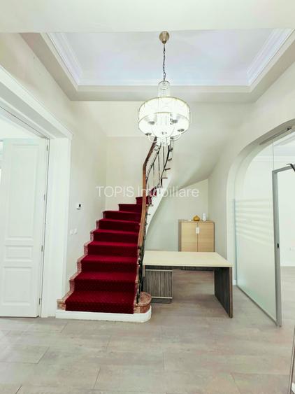 Unirii / Vila Exclusivistă Birouri - Notariat / 8 Birouri si Parcare 5 Locuri - 3
