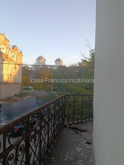 VILĂ DE VÂNZARE – ZONA UNIVERSITATE / CENTRU VECHI / KM 0 - 6