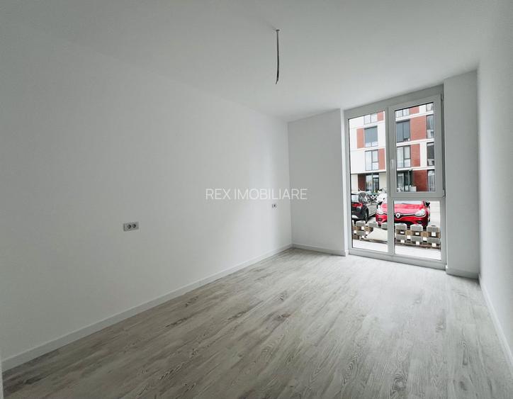 Apartament cu 2 camere si curte   -  Parter   -Zona Torontalului - 3