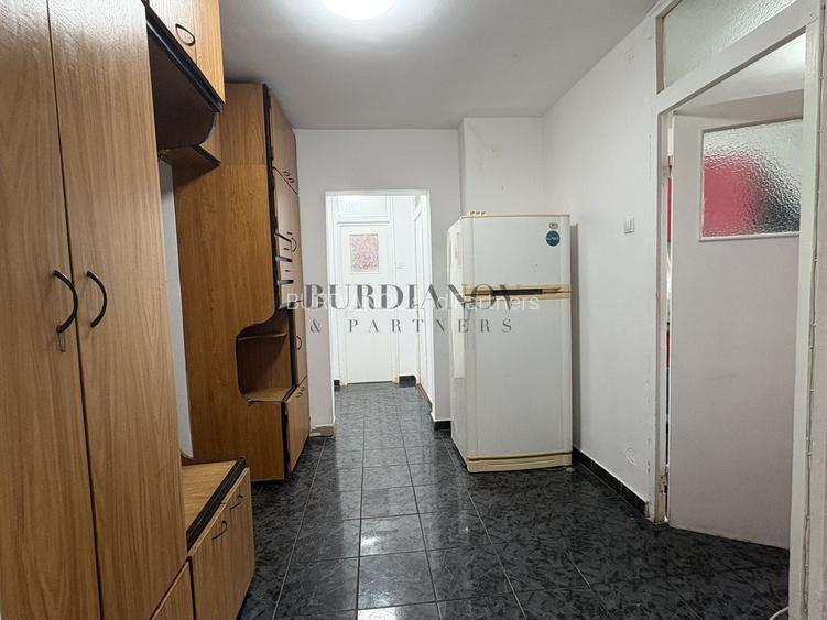 Apartament cu 3 camere - Bd. Basarabia / Metrou Titan - 15