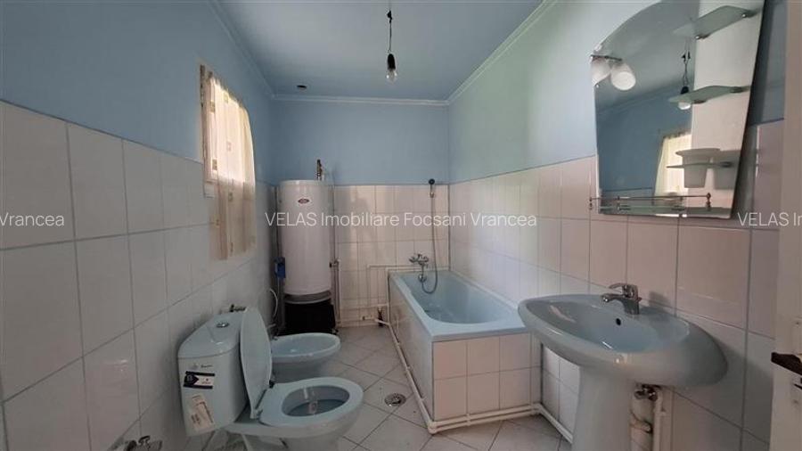 Casa cu 2360 mp teren, Racoasa - 11