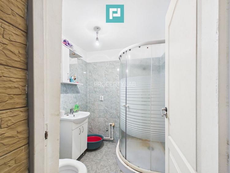 Casă cu 3 camere și teren de 1400 mp în Mișca - 7