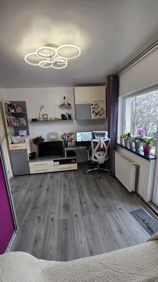 3 camere decomandate, la cheie,etaj intermediar, Piata Zorilor - 6