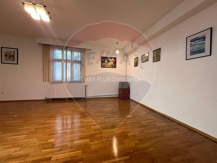 Vila de inchiriat,  potrivita birouri, zona Gara. - 12