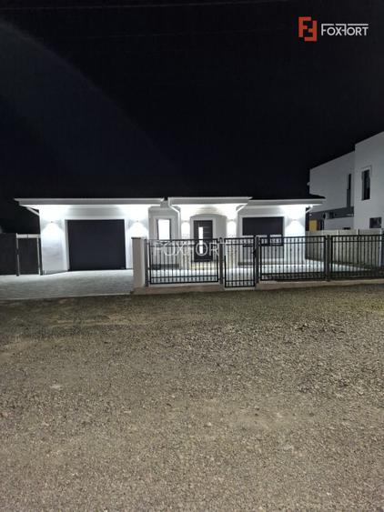 Casa individuala cu 5 camere si teren de 749 mp, zona Dumbravita - 2