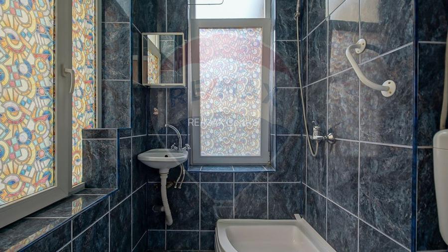 Apartament 3 camere si două băi, Str Republicii, Centrul Istoric - 4