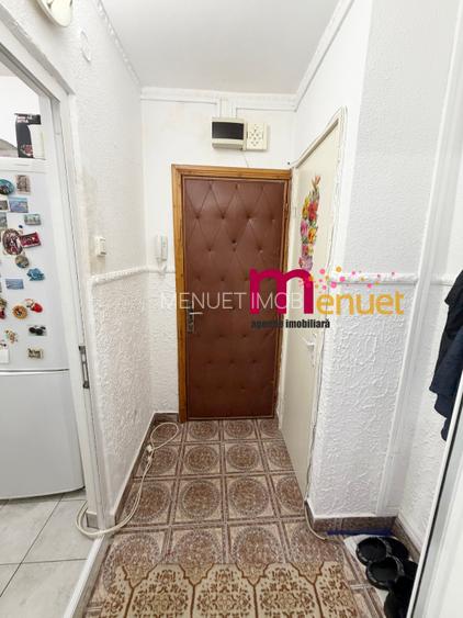 Apartament 2 camere,zona Neptun, parter - 9