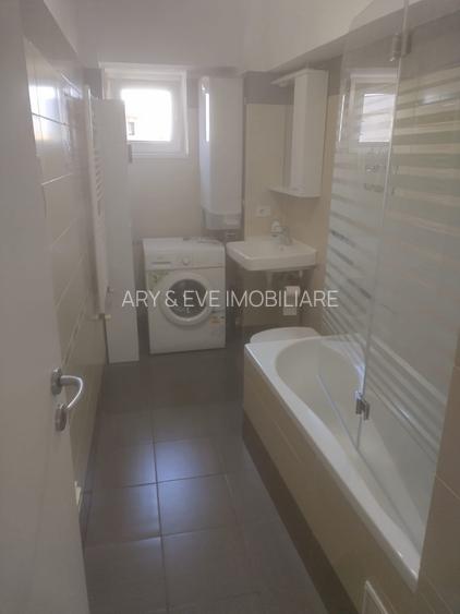 For Rent: Premium 4-Room Apartment | Unirii Square | Panoramic ViewWe - 14