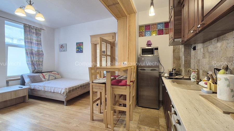 Piața Sfatului, apartament cu 2 camere, termen lung. - 4