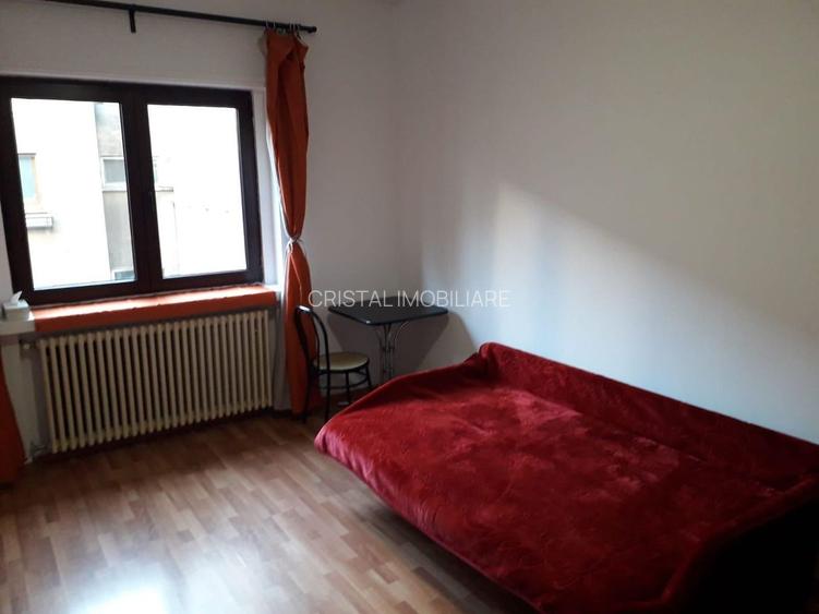 Garsoniera decomandata, tavane inalte, locatie premium Calea Victoriei - 2