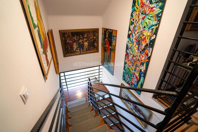 Pensiune cu 12 camere in Baile 1 Mai - 13