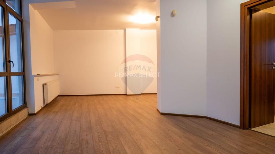 INVESTITIE - Vanzare vilă spatioasa cu S+P+2E+M, zona Doamna Ghica - 20