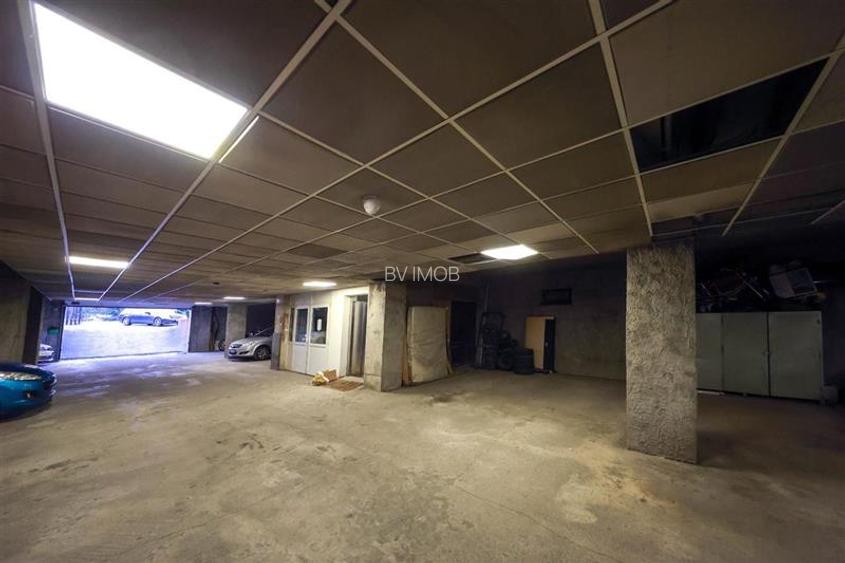 Vanzare apartament 3 camere Ghimbav,, bloc 2010, parcare subterana - 18