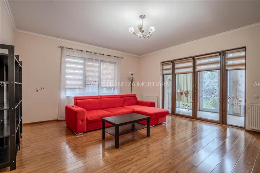 VILA,4 CAMERE,258 MP,TEREN 700 MP,AN 2017,MOBILATA - 6