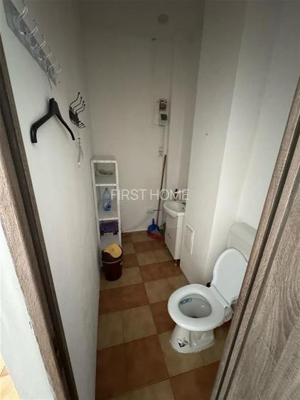 Sp comercial Teatru intersectie, zona 0, vitrina, 22 mp, pe colt - 6