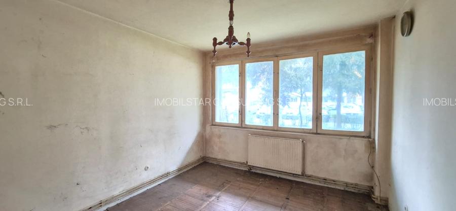 De vanzare apartament 2 camere -Aleea Carpati - 12