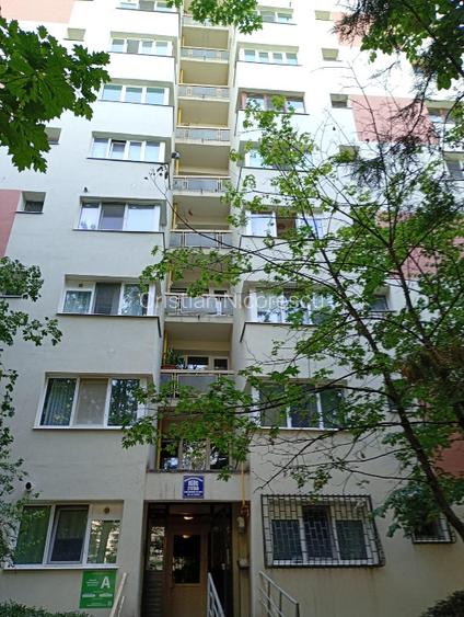 Basarabia 5 min metrou Georgian - 2