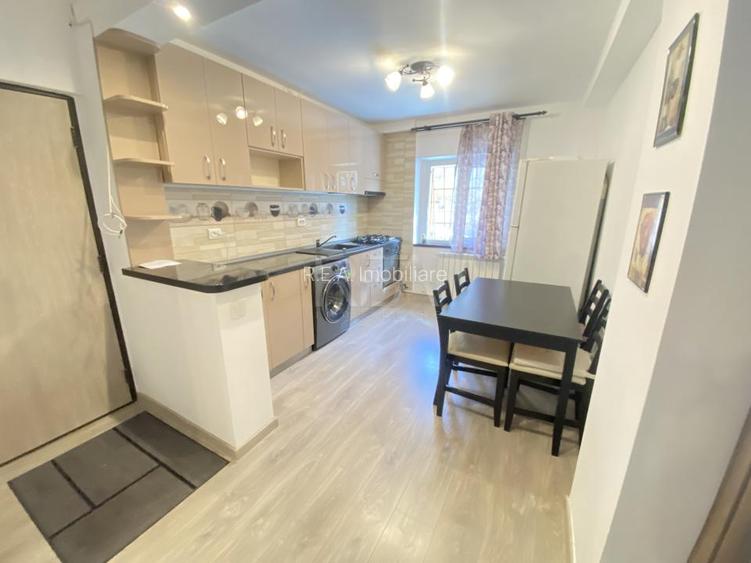 3 camere- Decomandat- Petre Ispirescu  - 5